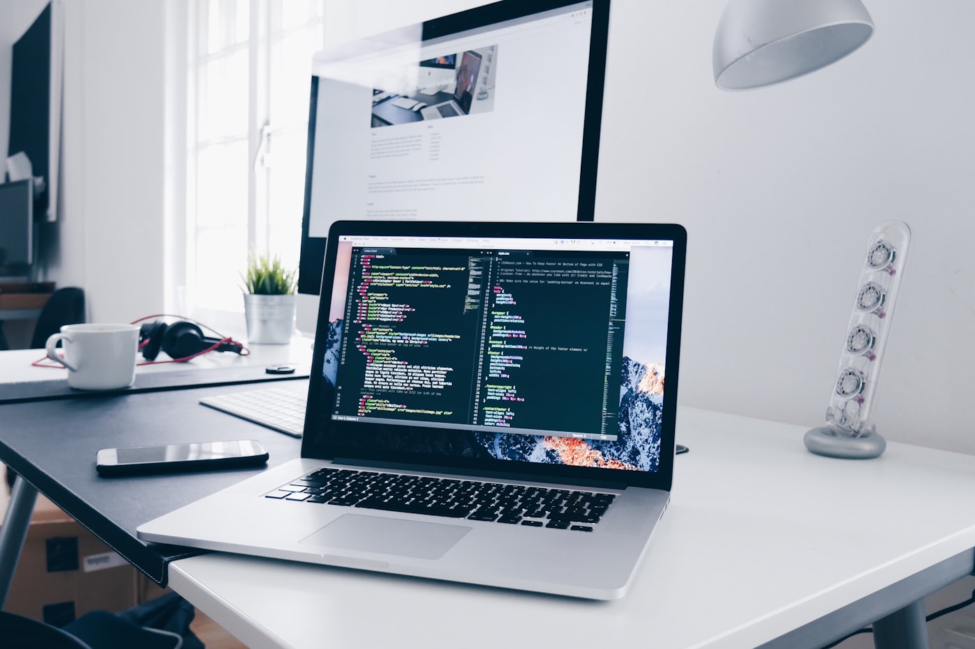 Code editor for frontend and application development
